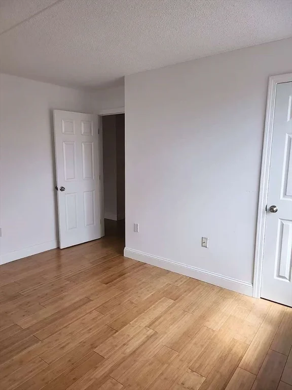 2 bed, 1 bath apartment for rent at 366 Quincy Ave Unit 404, Quincy — photo 6 of 7