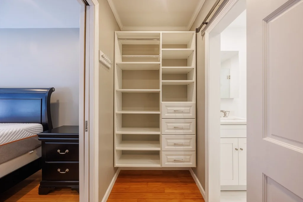 2 bed, 1 bath apartment for rent at 366 W 2nd St Unit 1, South Boston — photo 9 of 20