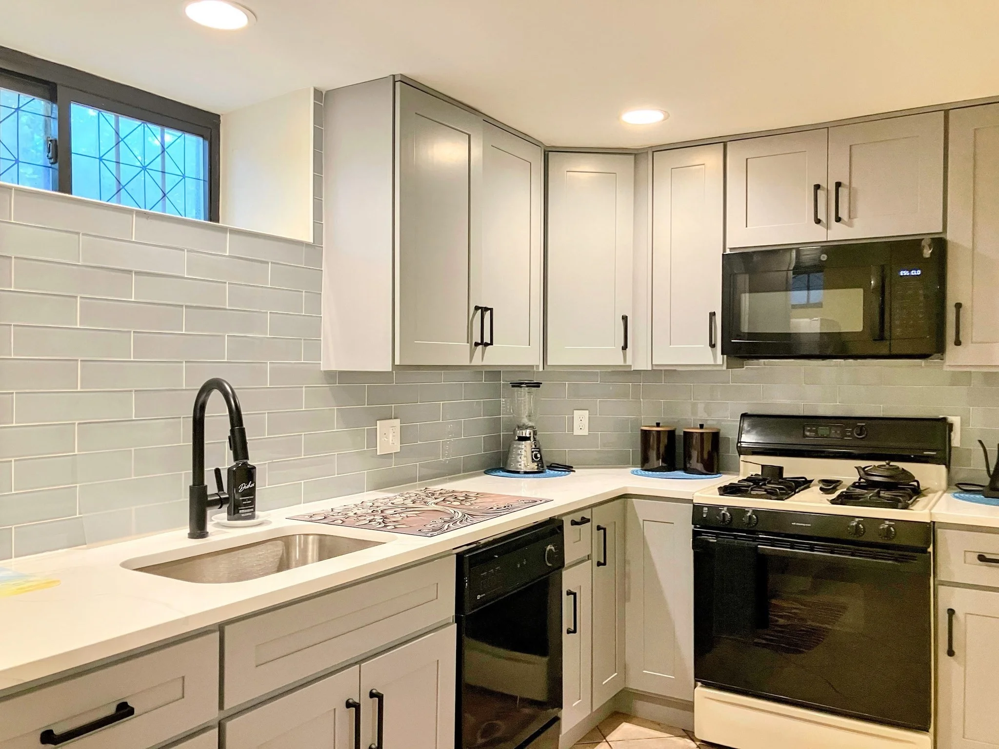 1 bed, 1 bath apartment for rent at 366 Walnut Ave Unit G, Roxbury — photo 5 of 9