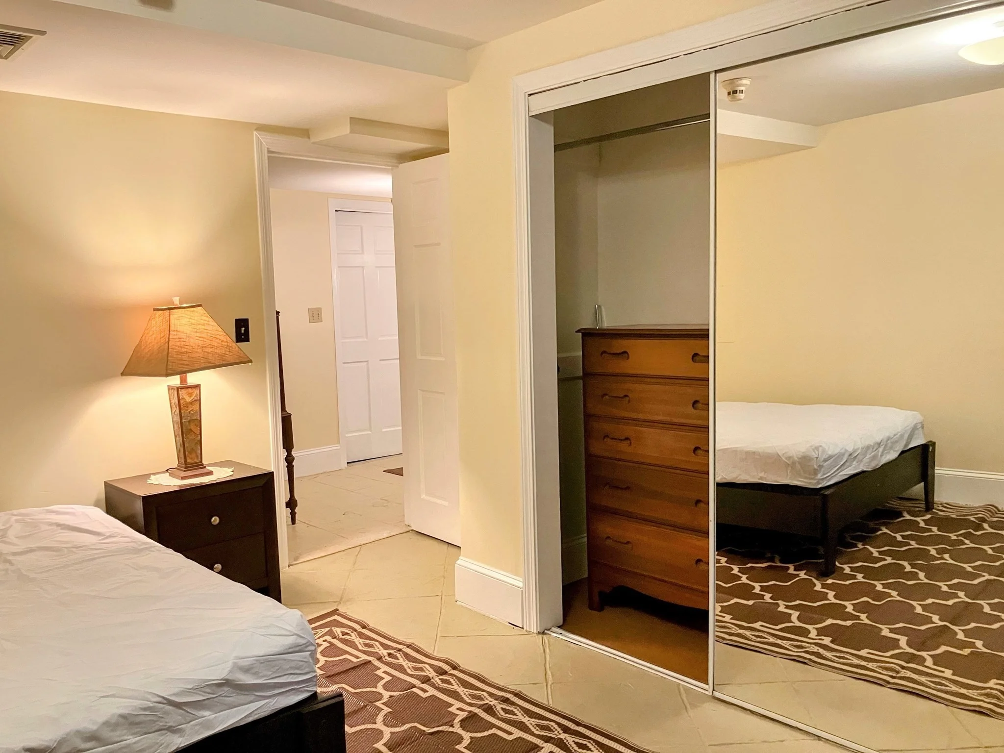 1 bed, 1 bath apartment for rent at 366 Walnut Ave Unit G, Roxbury — photo 8 of 9