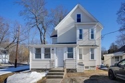 2 bed, 1 bath apartment for rent at 367 Bishop St Unit 2, Framingham