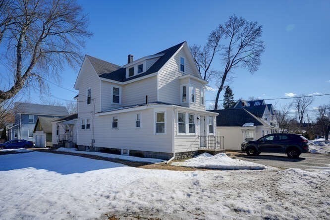 2 bed, 1 bath apartment for rent at 367 Bishop St Unit 2, Framingham — photo 9 of 9