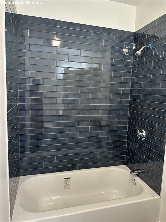 2 bed, 1 bath apartment for rent at 367 Concord Ave Unit 2, North Cambridge — photo 6 of 7