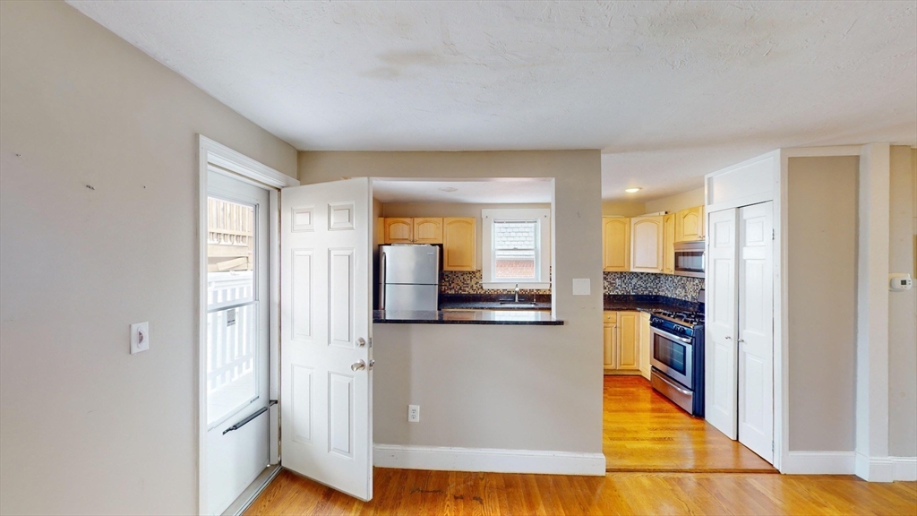 2 bed, 1 bath apartment for rent at 367 Dorchester Ave Unit 3, South Boston — photo 5 of 21