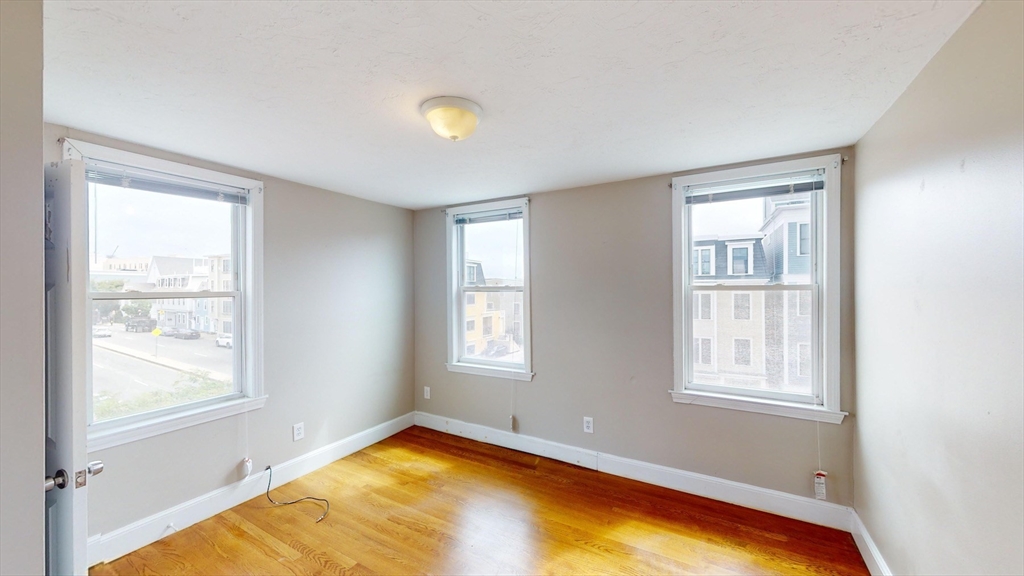 2 bed, 1 bath apartment for rent at 367 Dorchester Ave Unit 3, South Boston — photo 10 of 21