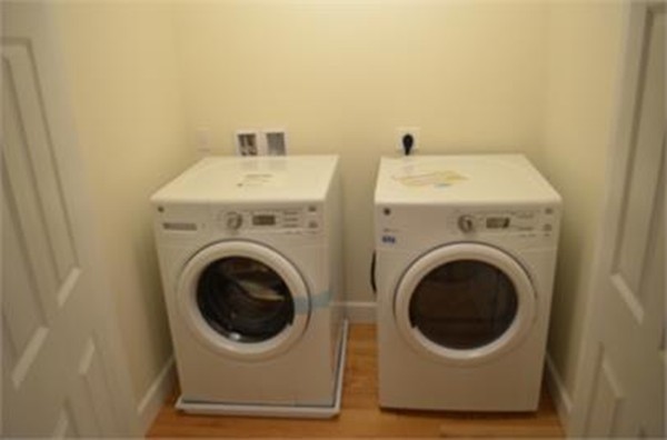 4 bed, 3.5 bath apartment for rent at 367 Harvard St Unit 6, Mid-Cambridge — photo 10 of 11