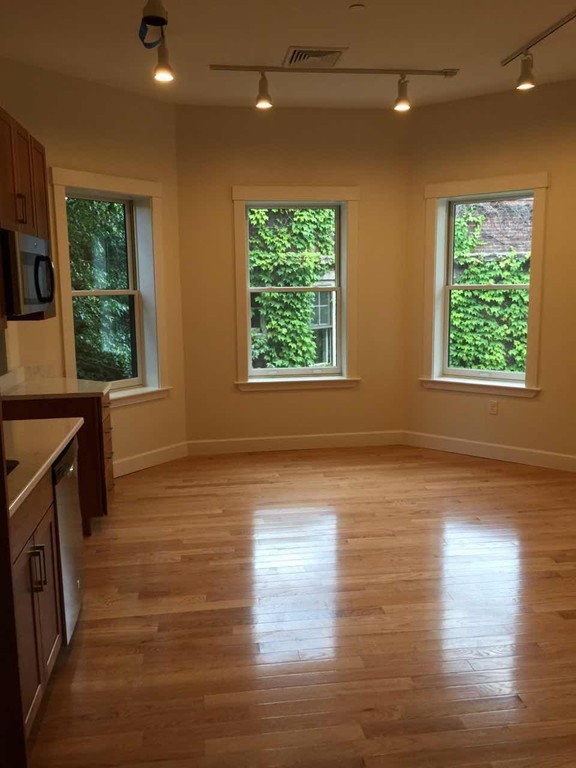 4 bed, 3.5 bath apartment for rent at 367 Harvard St Unit 6, Mid-Cambridge — photo 2 of 11