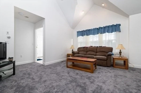 1 bed, 1 bath apartment for rent at 367 Rockland St Unit 1, Abington — photo 21 of 26