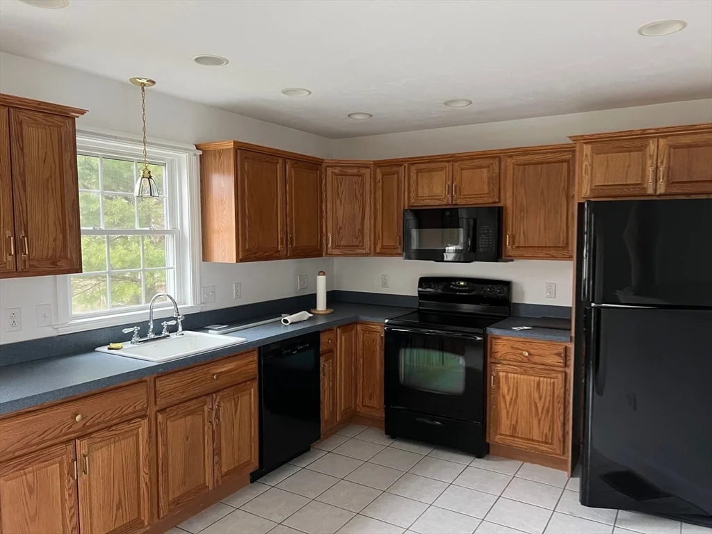 1 bed, 1 bath apartment for rent at 367 Rockland St Unit 1, Abington — photo 13 of 26