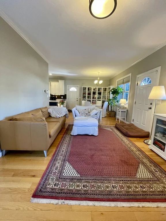 5 bed, 2 bath apartment for rent at 368 Boylston St Unit A, Chestnut Hill — photo 13 of 39