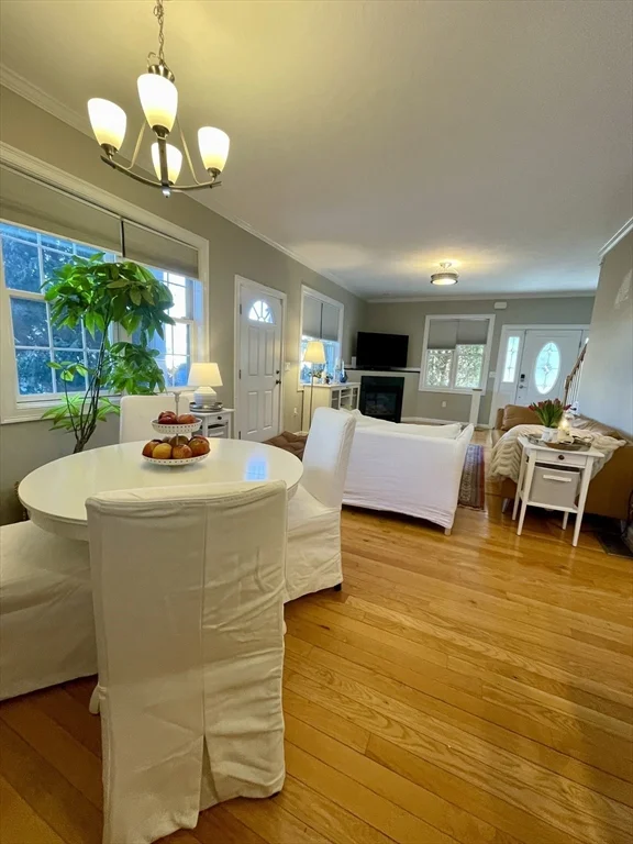 5 bed, 2 bath apartment for rent at 368 Boylston St Unit A, Chestnut Hill — photo 11 of 39