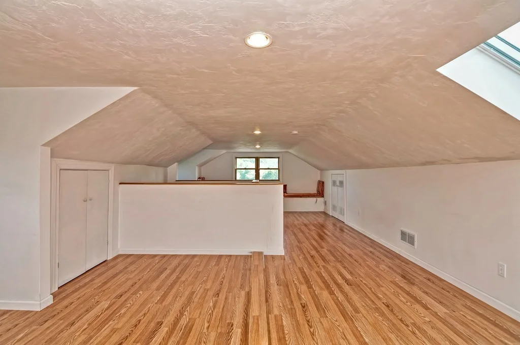 5 bed, 2 bath apartment for rent at 368 Boylston St Unit A, Chestnut Hill — photo 31 of 39