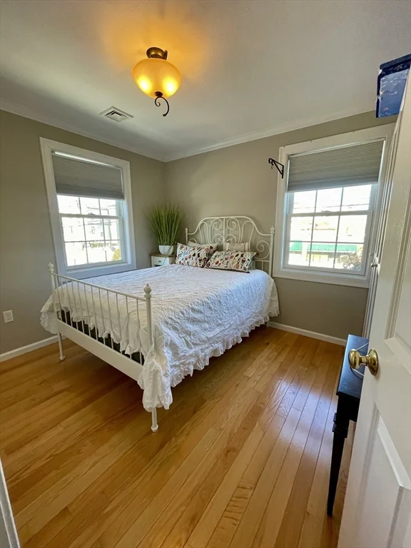 5 bed, 2 bath apartment for rent at 368 Boylston St Unit A, Chestnut Hill — photo 20 of 39
