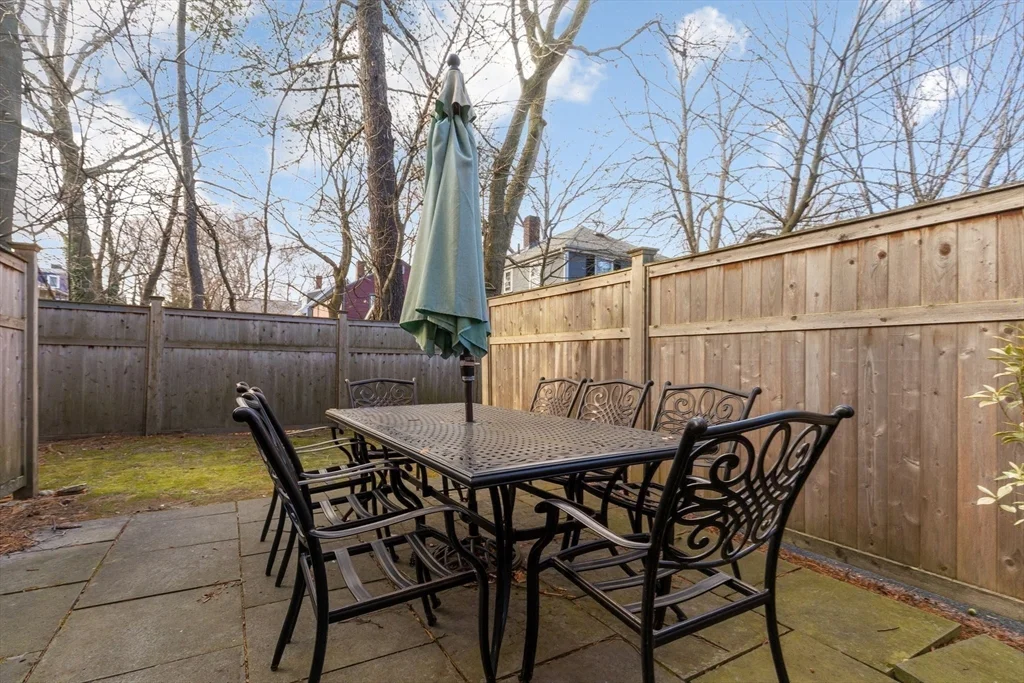 3 bed, 2 bath apartment for rent at 368 Concord Ave Unit 1, West Cambridge — photo 9 of 18
