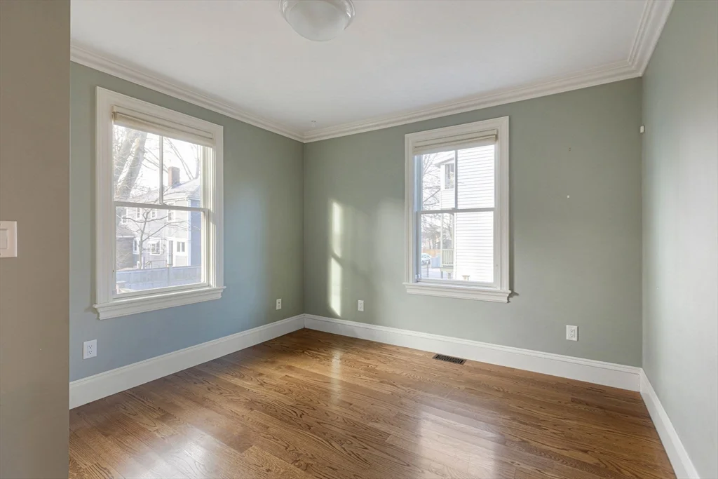 3 bed, 2 bath apartment for rent at 368 Concord Ave Unit 1, West Cambridge — photo 11 of 18