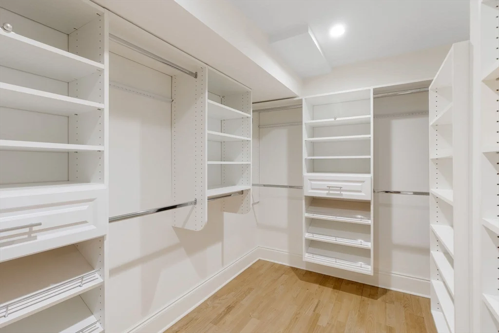3 bed, 2 bath apartment for rent at 368 Concord Ave Unit 1, West Cambridge — photo 8 of 18