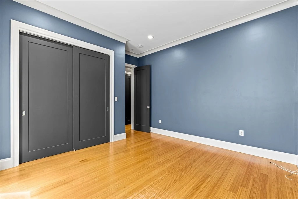 2 bed, 1 bath apartment for rent at 368 Dorchester St Unit 2, South Boston — photo 8 of 15