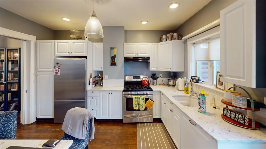 2 bed, 2.5 bath apartment for rent at 368 East 8th St Unit 1, South Boston