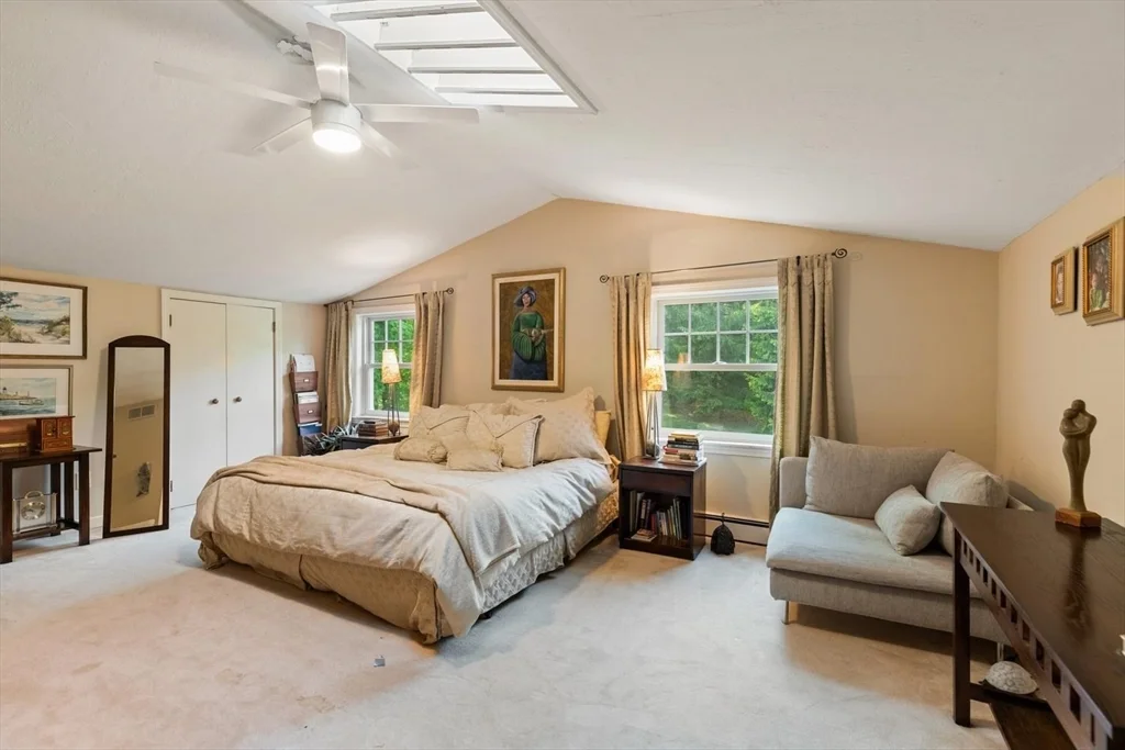 4 bed, 2 bath apartment for rent at 368 Main St, Lynnfield — photo 16 of 42
