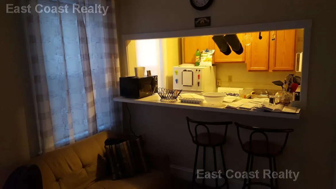 1 bed, 1 bath apartment for rent at 368 Riverway Unit 12, Mission Hill — photo 5 of 13