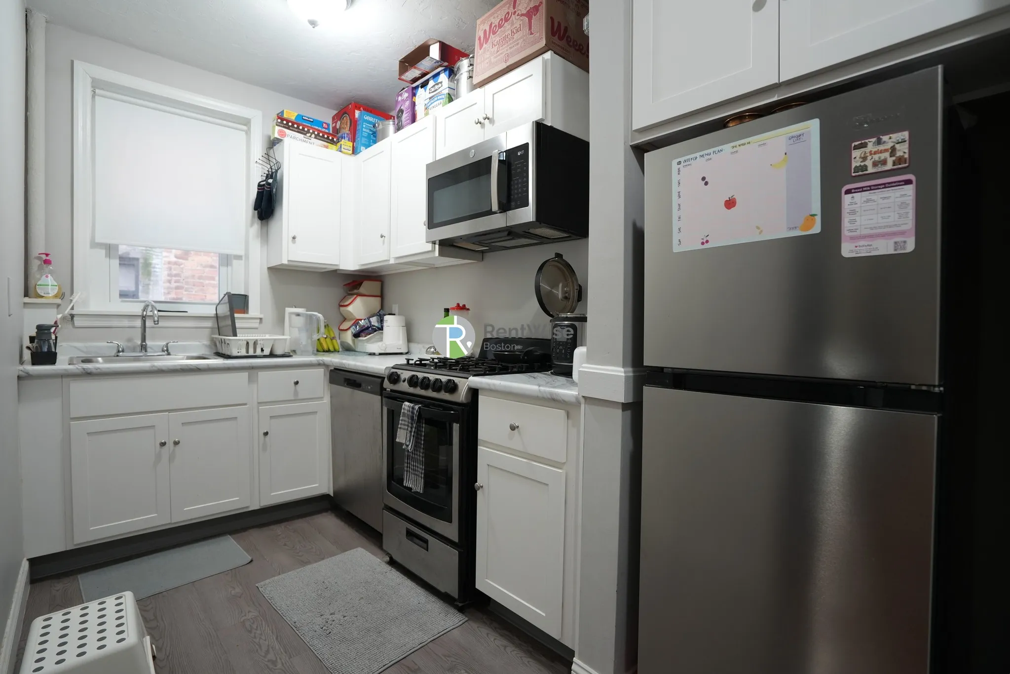 Studio bed, 1 bath apartment for rent at 368 Riverway Unit 5, Mission Hill — photo 8 of 14
