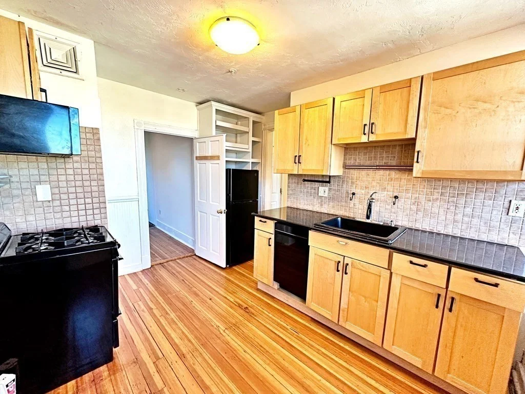 1 bed, 1 bath apartment for rent at 368 Sumner St Unit 8, East Boston — photo 8 of 15