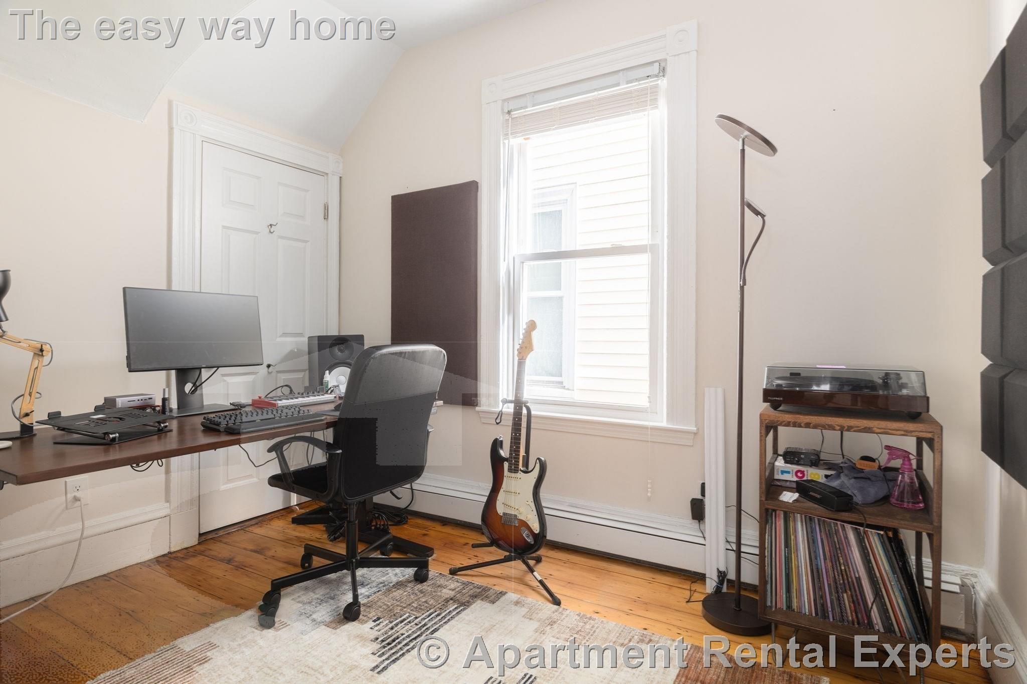 3 bed, 1 bath apartment for rent at 368 Washington St, Central Square — photo 8 of 9