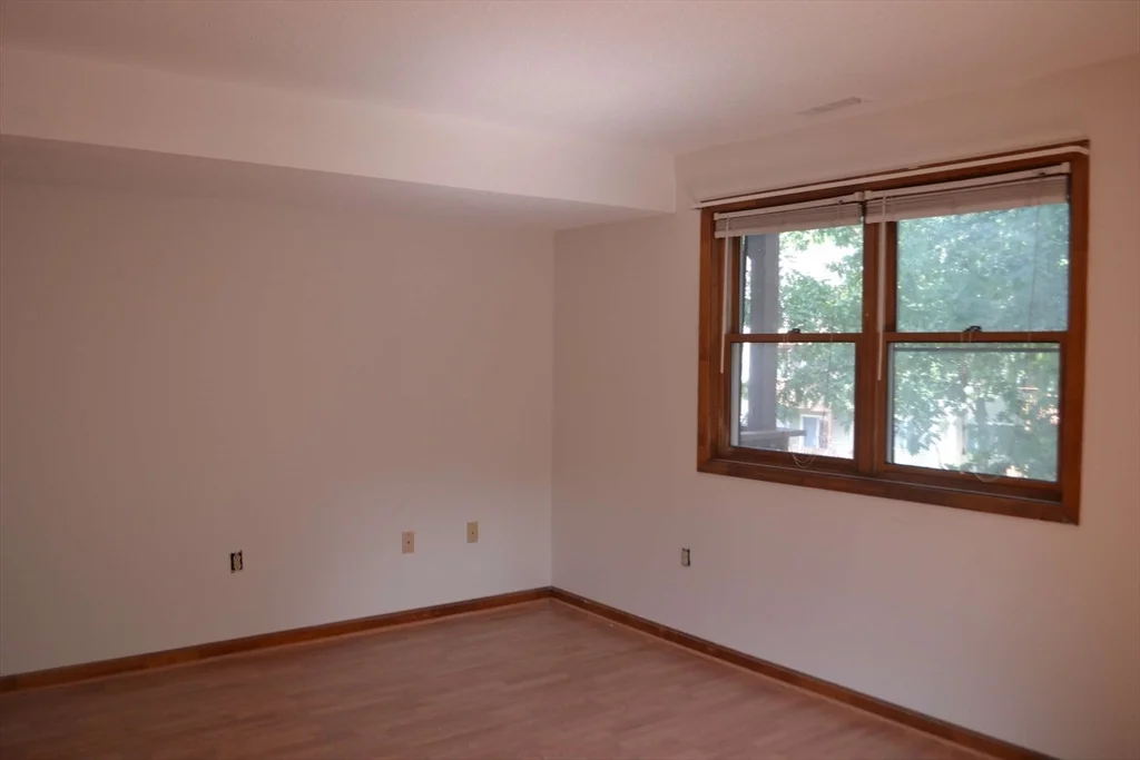 2 bed, 1 bath apartment for rent at 369 Aiken Ave Unit 21, Centralville — photo 19 of 24