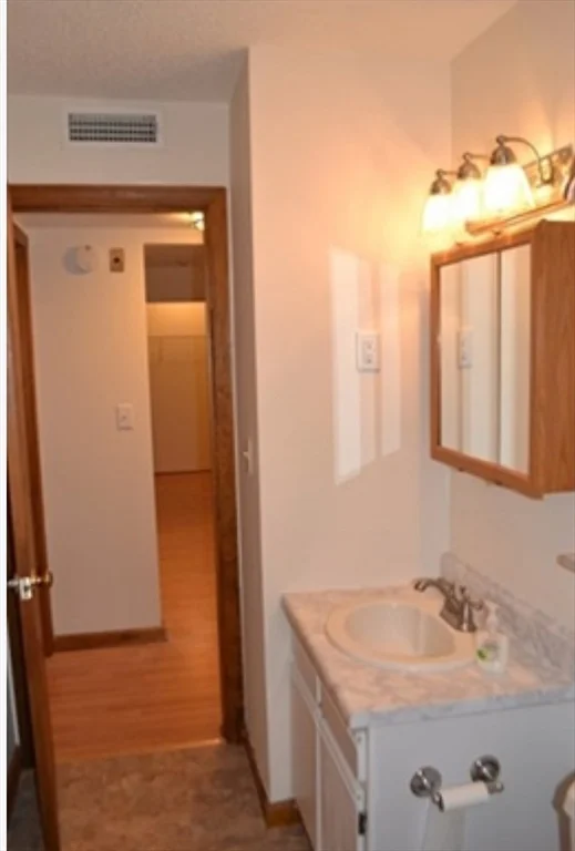 2 bed, 1 bath apartment for rent at 369 Aiken Ave Unit 21, Centralville — photo 14 of 24