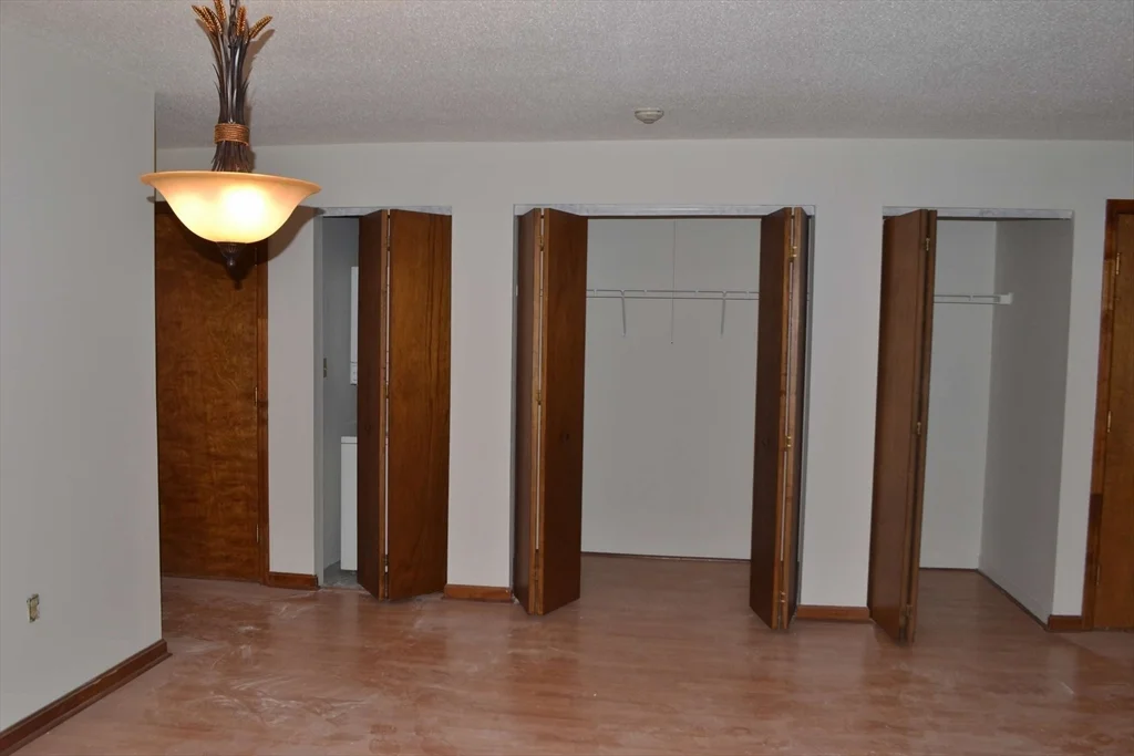 2 bed, 1 bath apartment for rent at 369 Aiken Ave Unit 21, Centralville — photo 9 of 24