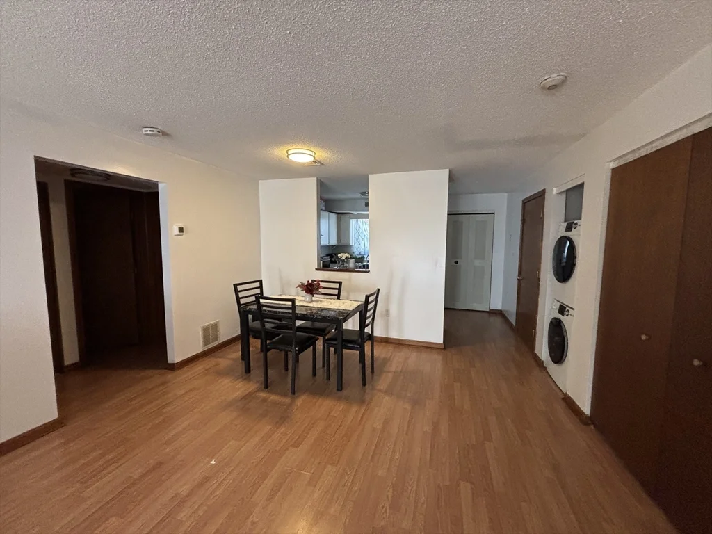 2 bed, 1 bath apartment for rent at 369 Aiken Ave Unit 21, Centralville — photo 8 of 24