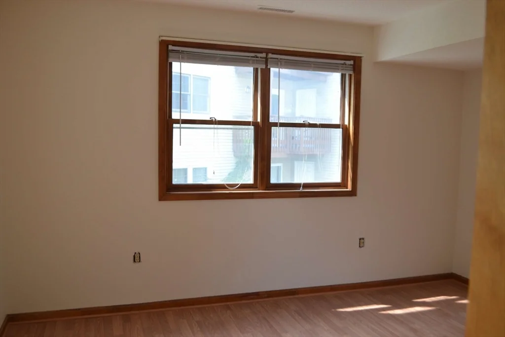 2 bed, 1 bath apartment for rent at 369 Aiken Ave Unit 21, Centralville — photo 22 of 24