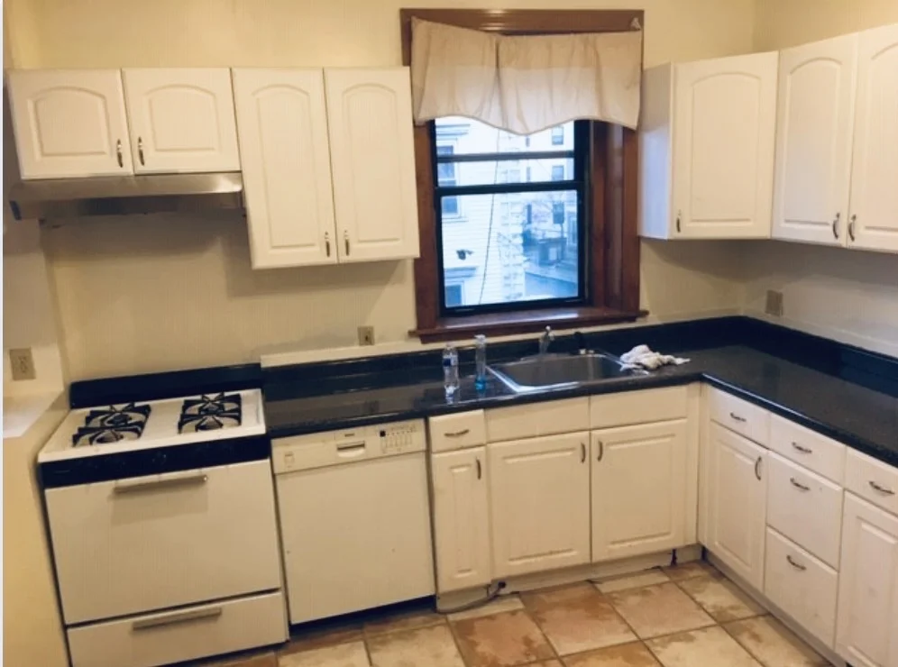 4 bed, 1.5 bath apartment for rent at 369 Centre St Unit 2, Dorchester — photo 2 of 7