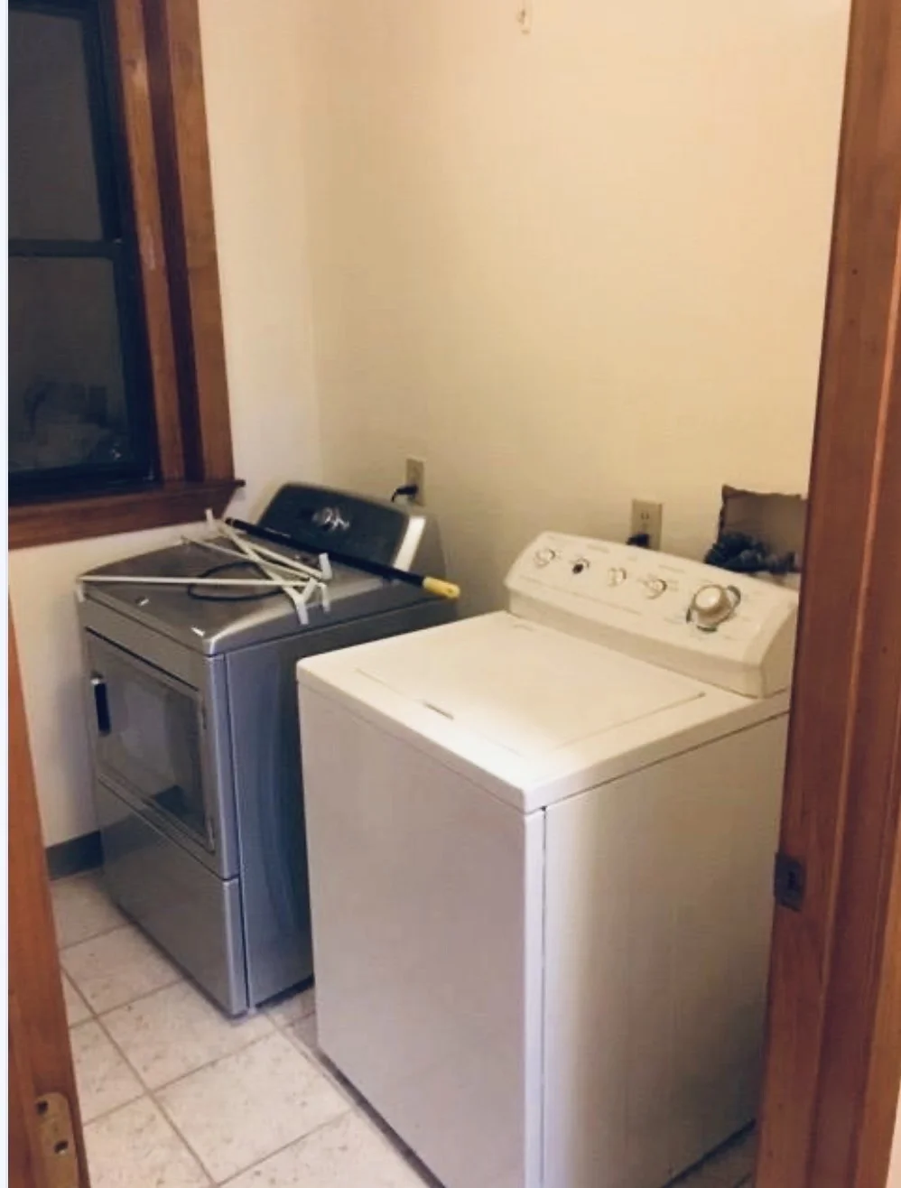 4 bed, 1.5 bath apartment for rent at 369 Centre St Unit 2, Dorchester — photo 6 of 7
