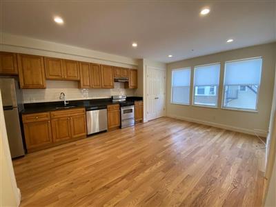 2 bed, 1 bath apartment for rent at 369 Harvard St Unit 2, Mid Cambridge — photo 2 of 9