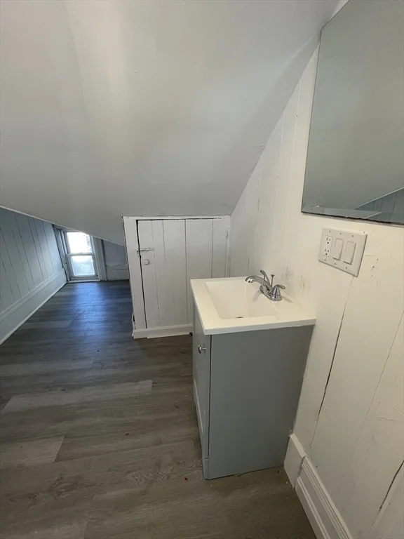 4 bed, 2 bath apartment for rent at 369 Prospect St Unit 2, Wellington-Harrington — photo 16 of 16