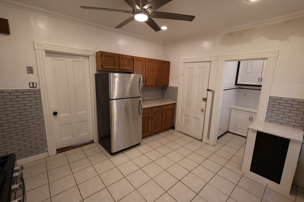 2 bed, 1 bath apartment for rent at 369 Savin Hill Ave Unit 1, Dorchester — photo 5 of 19