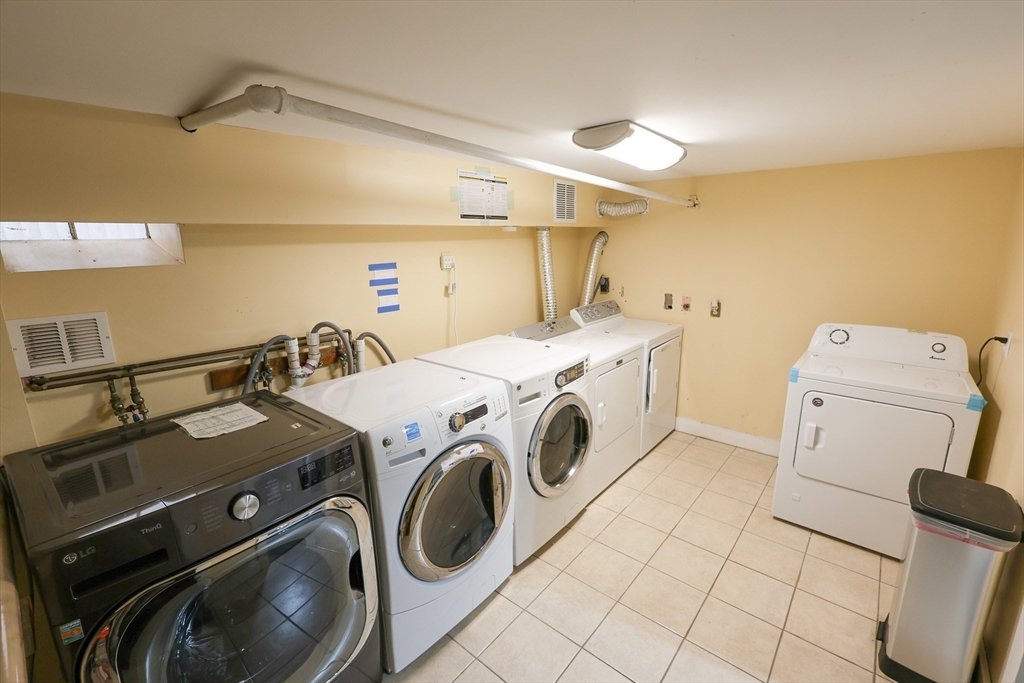 2 bed, 1 bath apartment for rent at 369 Savin Hill Ave Unit 1, Dorchester — photo 17 of 19