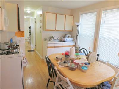 2 bed, 1 bath apartment for rent at 369 Western Ave Unit 1, Riverside — photo 4 of 7