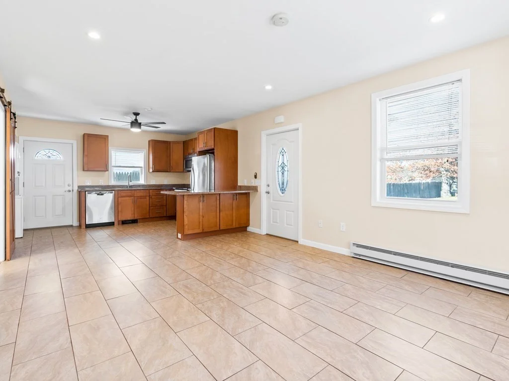 1 bed, 1 bath apartment for rent at 36C Redgate Unit C, Attleboro — photo 8 of 15