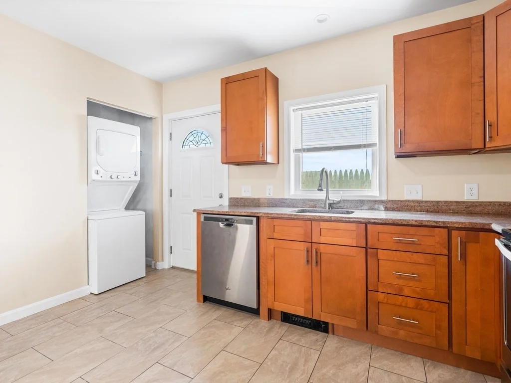 1 bed, 1 bath apartment for rent at 36C Redgate Unit C, Attleboro — photo 6 of 15