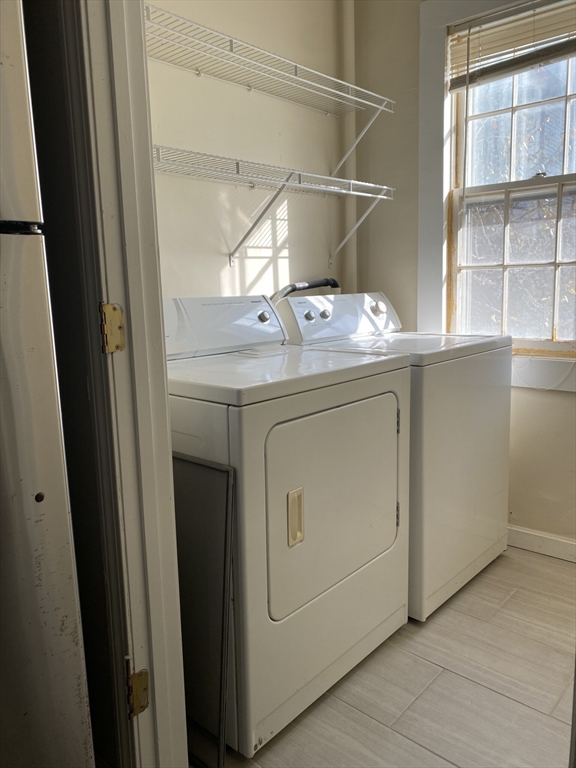 4 bed, 1 bath apartment for rent at 37-39 Belknap St Unit 2, West Somerville — photo 4 of 22