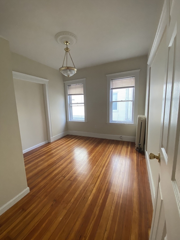 4 bed, 1 bath apartment for rent at 37-39 Belknap St Unit 2, West Somerville — photo 10 of 22