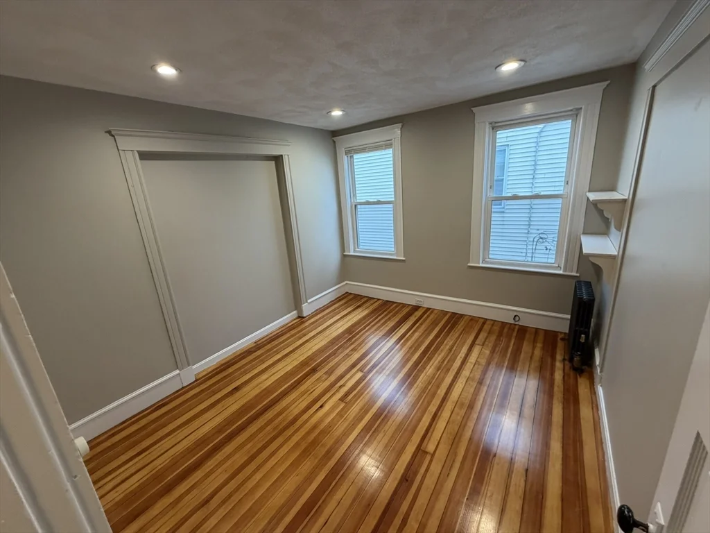 4 bed, 2 bath apartment for rent at 37-39 Belknap St Unit B, West Somerville — photo 10 of 27