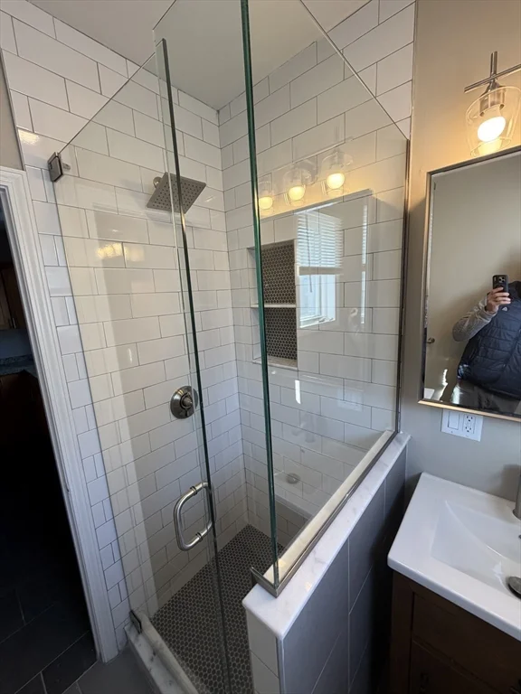 4 bed, 2 bath apartment for rent at 37-39 Belknap St Unit B, West Somerville — photo 7 of 27