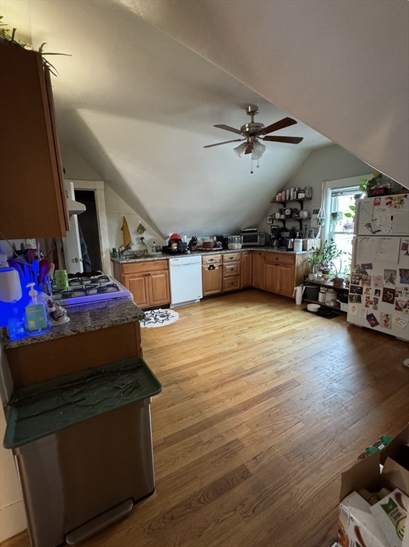 2 bed, 1 bath apartment for rent at 37-39 Litchfield Unit 3, Boston — photo 4 of 9