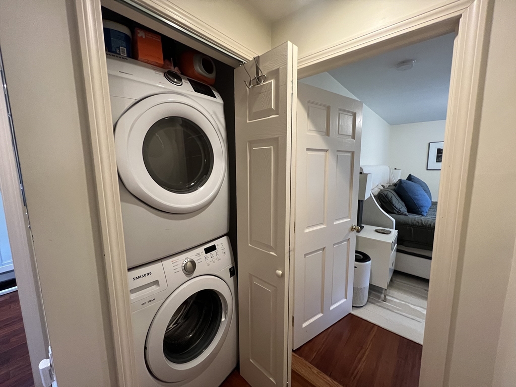 2 bed, 1 bath apartment for rent at 37-39 Spruce St Unit 37, Winchester — photo 16 of 20