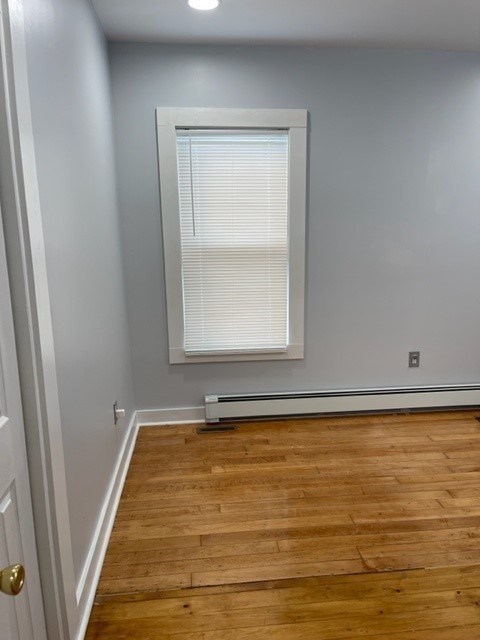 4 bed, 2 bath apartment for rent at 37 Allen St Unit 1, Brockton — photo 4 of 21