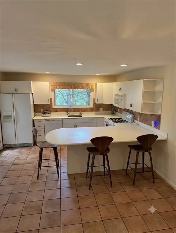 2 bed, 2 bath apartment for rent at 37 Arrowhead Circle Unit 37, Ashland — photo 9 of 19