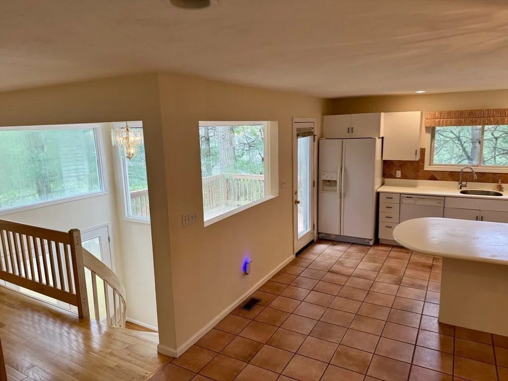 2 bed, 2 bath apartment for rent at 37 Arrowhead Circle Unit 37, Ashland — photo 10 of 19